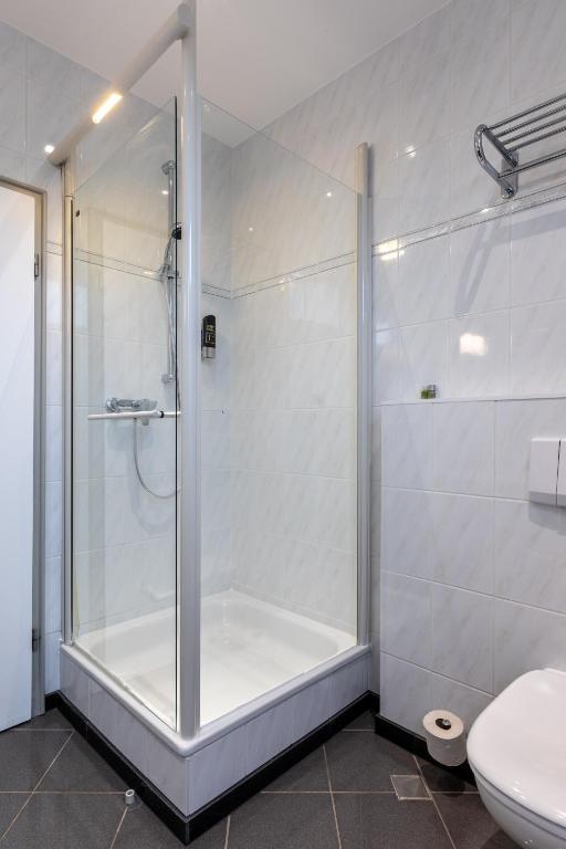 Hotel Wittekindsquelle Бад Ойнхаузен Екстериор снимка