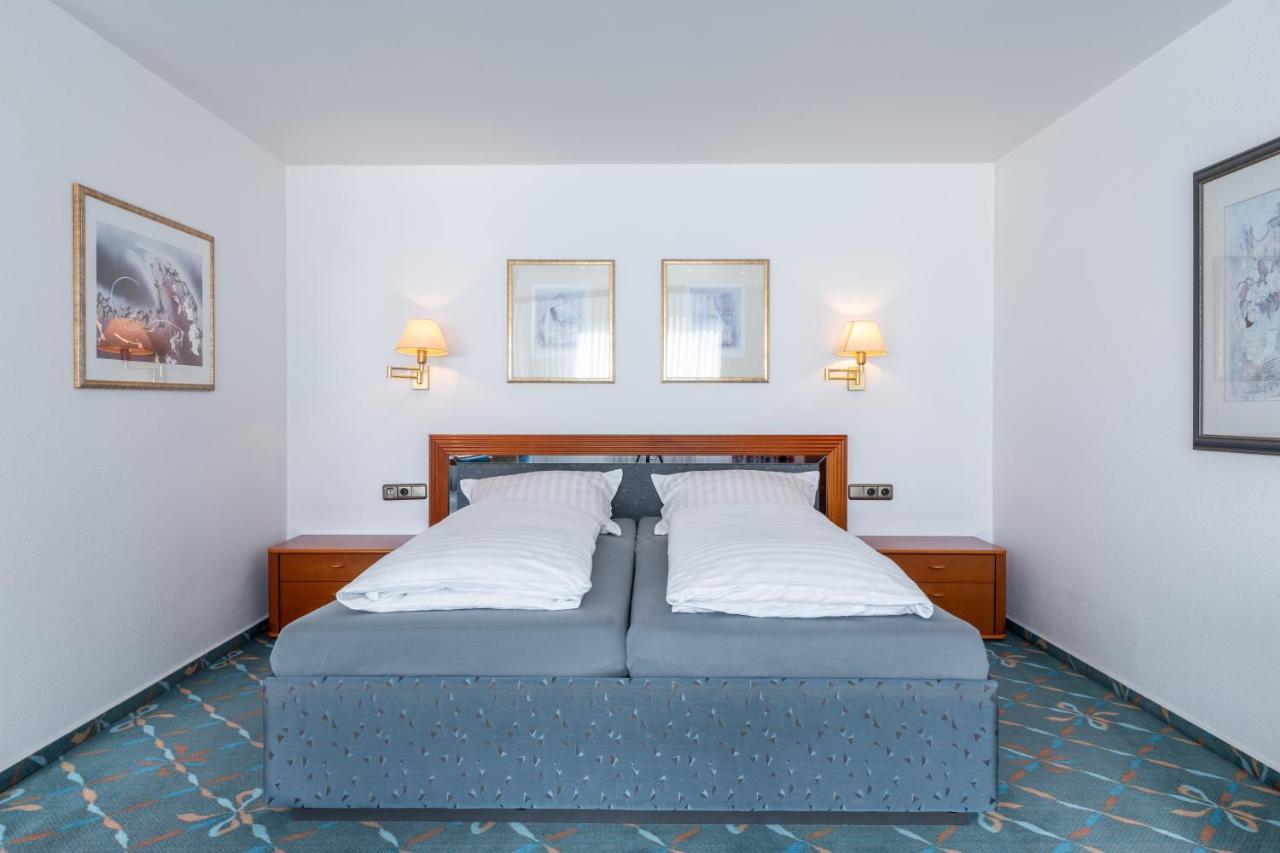 Hotel Wittekindsquelle Бад Ойнхаузен Екстериор снимка