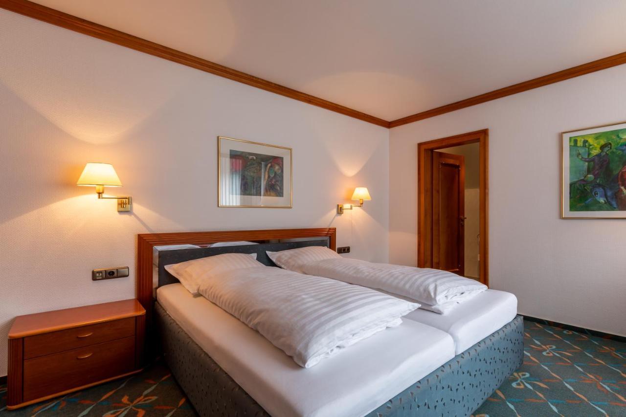 Hotel Wittekindsquelle Бад Ойнхаузен Екстериор снимка