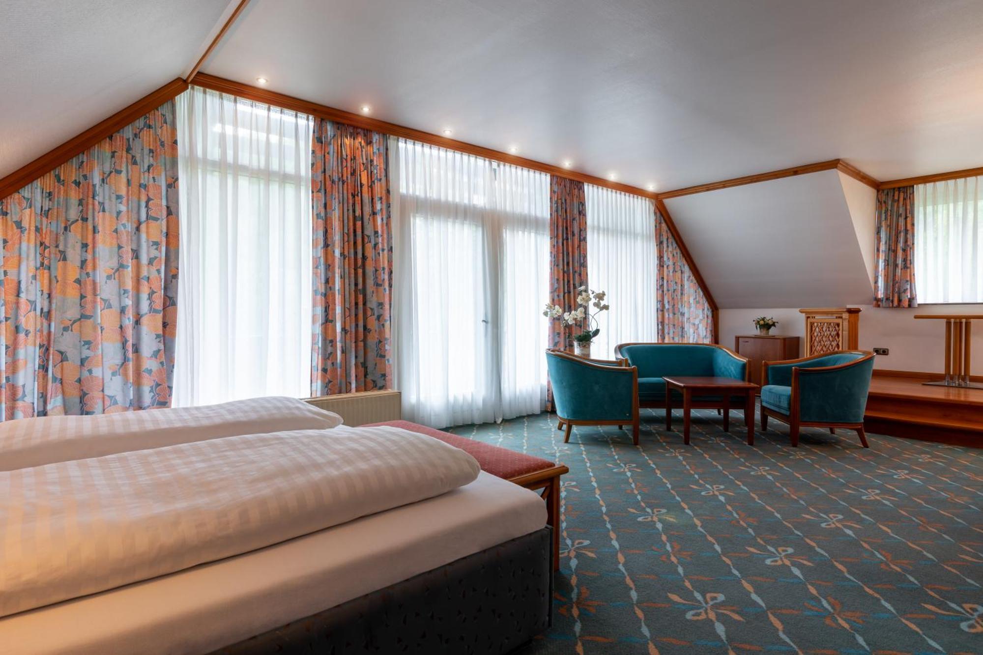 Hotel Wittekindsquelle Бад Ойнхаузен Стая снимка